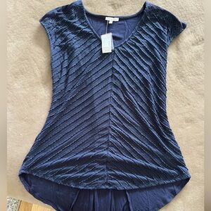 Maurice’s Light Navy Top